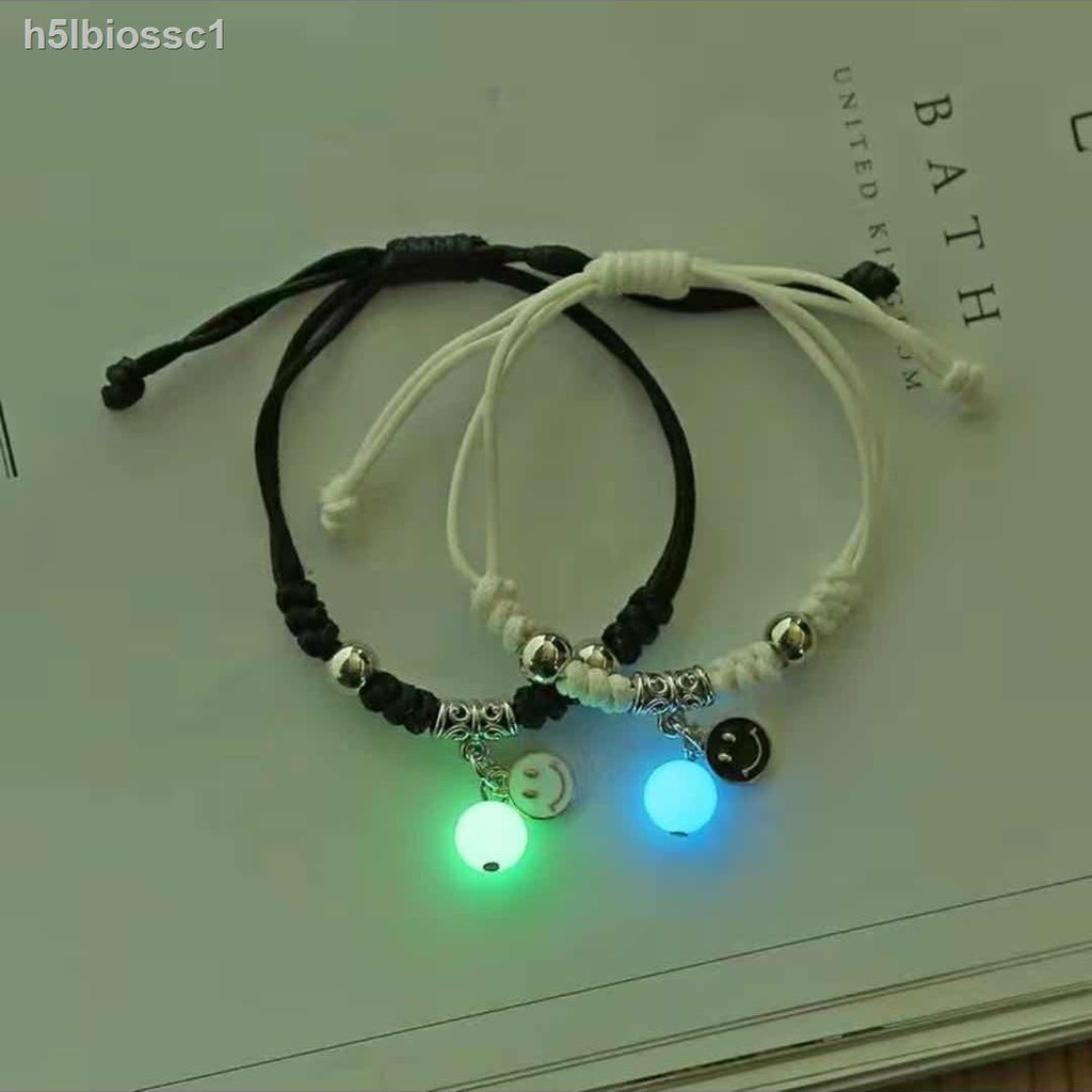 ▼Vòng tay dạ quang thời trang Hàn Quốc cặp đôi nam nữ quà tặng phát sáng sinh hai bạn gái người mẫu tình