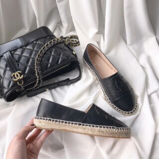 Giày slip on chanel giả đế cói