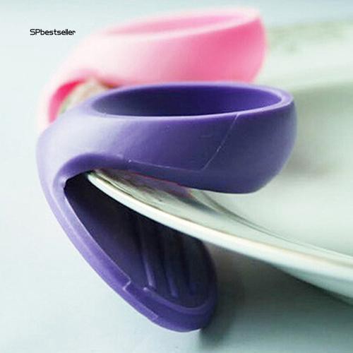 Kẹp silicone gắp đồ nóng tiện lợi