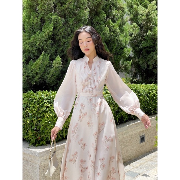 Đầm hoa tay dài