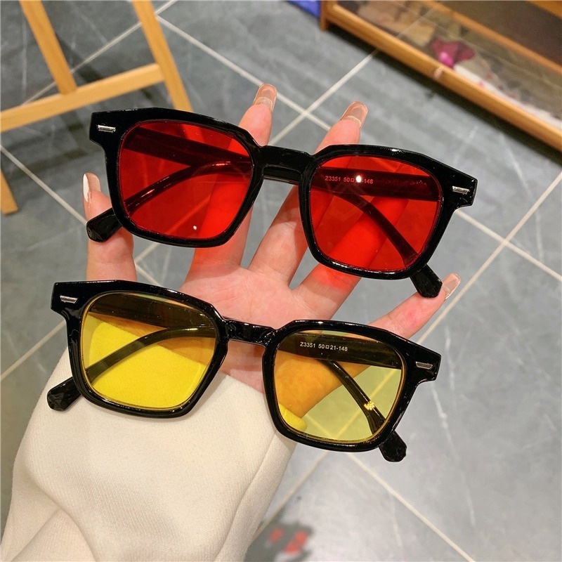 Kính Mát Hình Chữ Nhật Thời Trang Unisex