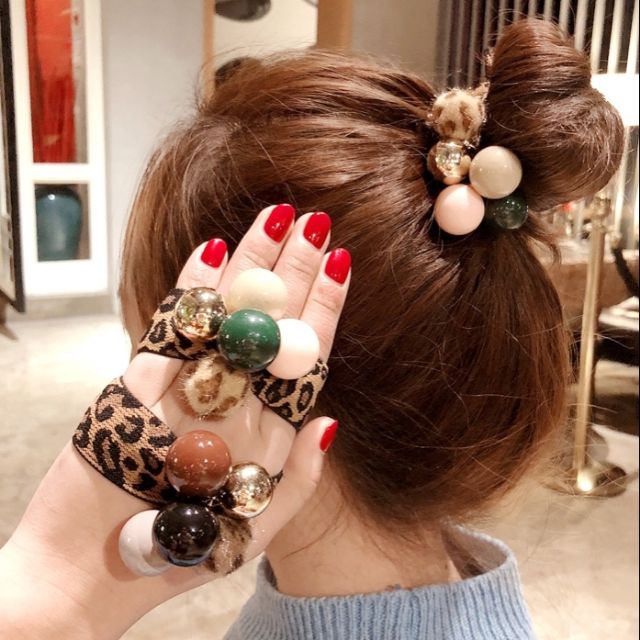 Cột tóc siêu xinh