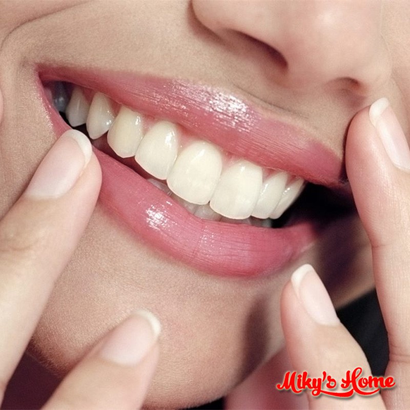 Son tẩy da chết cho môi Kiko Gentle Lip Scrub - Italia Milano | BigBuy360 - bigbuy360.vn