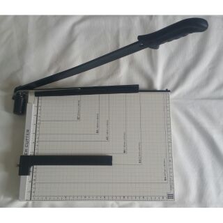 Bàn cắt giấy khổ B4-A4 Metal Base
