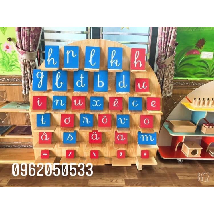 Chữ nhám tiếng việt giáo cụ montessori