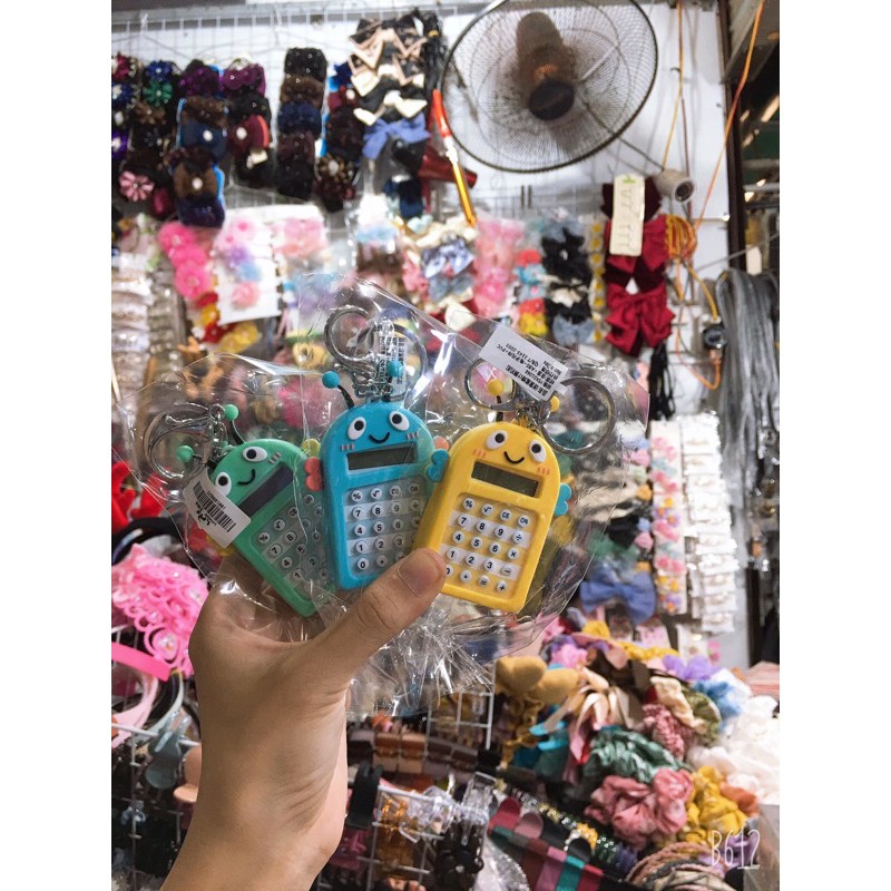 Móc khoá máy tính xinh