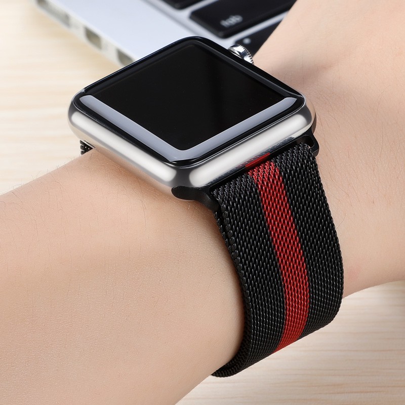 Dây đeo Apple Watch Strap 38/40mm 42/44mm Vòng đeo bằng thép không gỉ thoáng khí với khóa từ tính cho iWatch Series SE 6/5/4/3/2/1