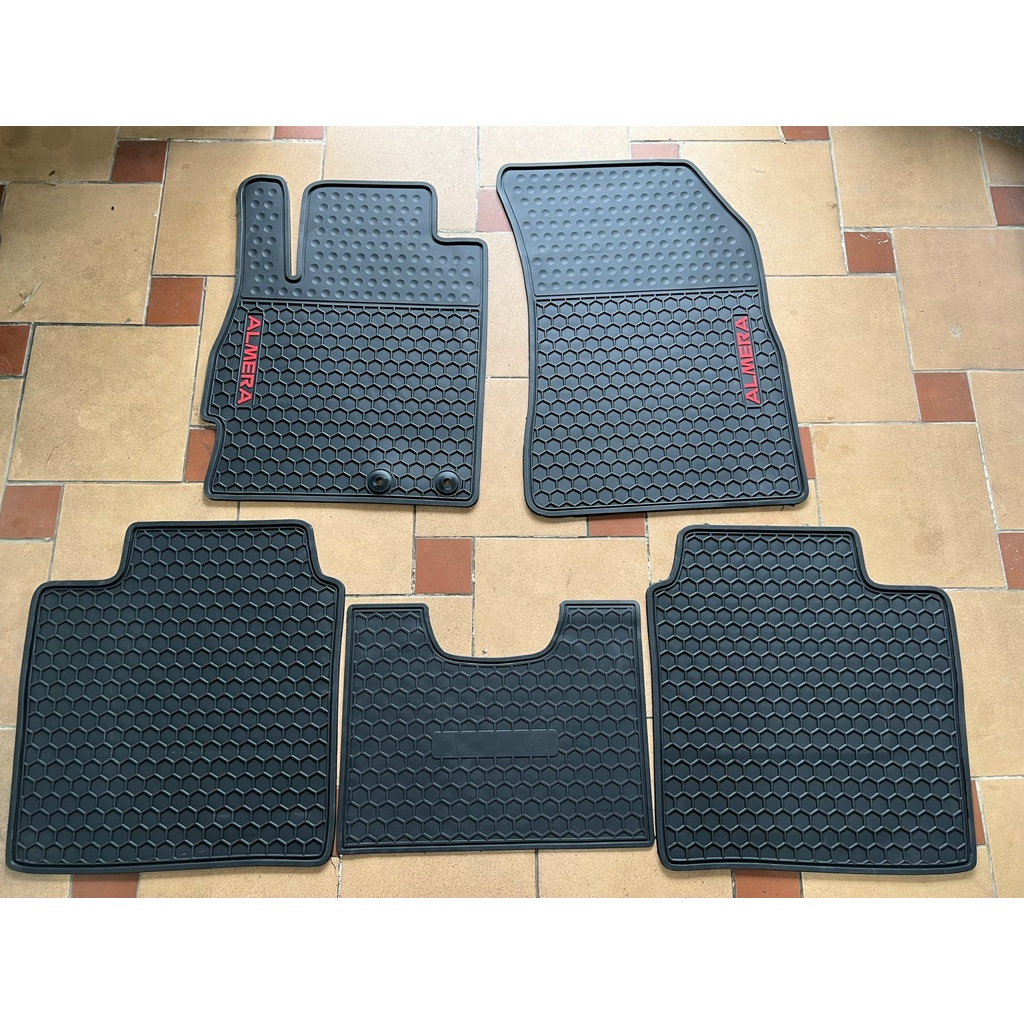 Thảm trải sàn cao su theo xe Nissan Almera 2021-2022