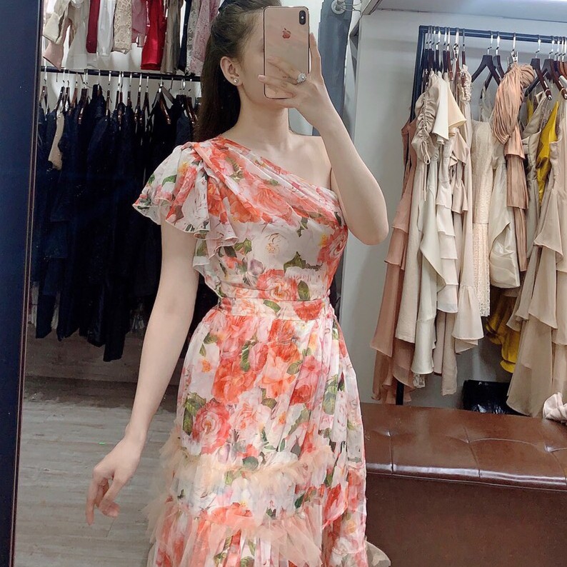 Váy maxi lệch vai Tầng Hoa cam 1325 EC - MH ẢNH THẬT váy dự tiệc váy đi làm đầm thiết kế đầm công sở | BigBuy360 - bigbuy360.vn