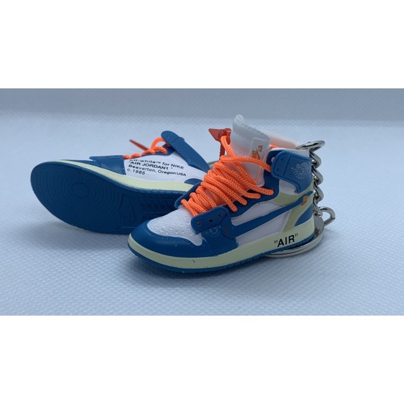 Móc khoá mô hình sneaker 3D Air jordan “UNC Off-White” tỉ lệ 1:6