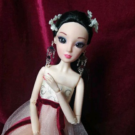 Bông tai búp bê  p16