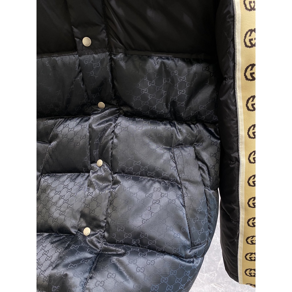 Áp phao béo nam thời trang GUCCI GG GC với họa tiết thương hiệu cổ điển