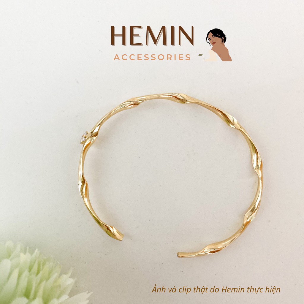 Vòng tay nữ, kiềng tay nữ xoắn tròn đính đá freesize VT-9 trang sức Hemin