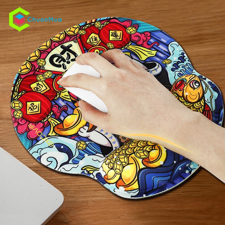 Tấm Lót Chuột Có Đệm Tay Mèo Thần Tài ( Làm Ăn May Mắn, Đế Lót Cute Dễ Thương, Miếng Mouse Pad, Bàn Di Máy Tính Laptop )