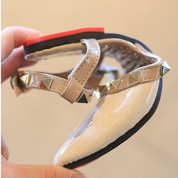 Giày Búp Bê Mũi Nhọn Thời Trang