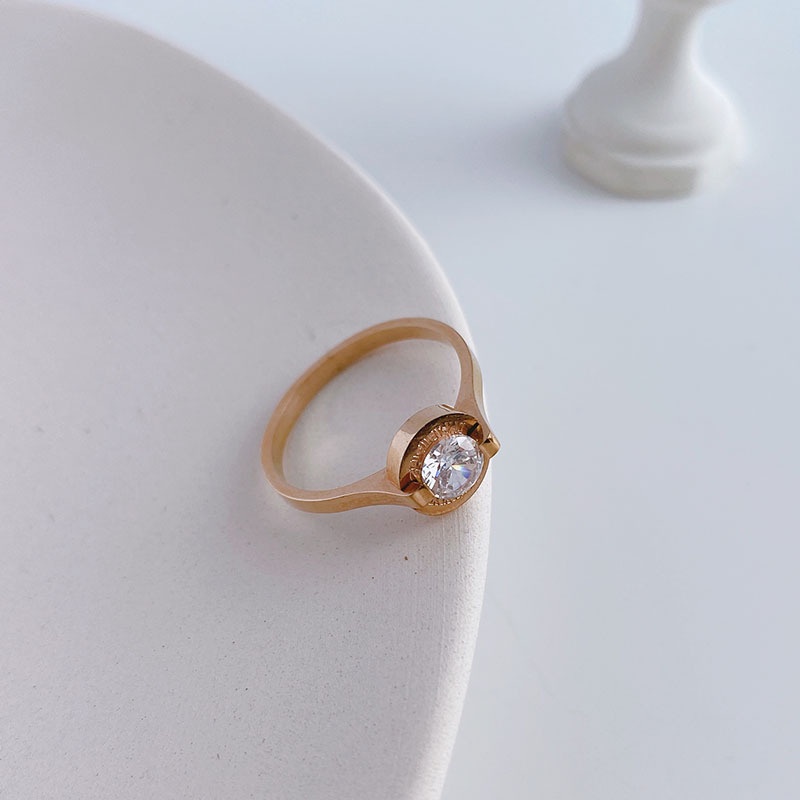 Nhẫn thép titan thiết kế đơn giản đính đá zircon sang trọng thời trang cho nữ