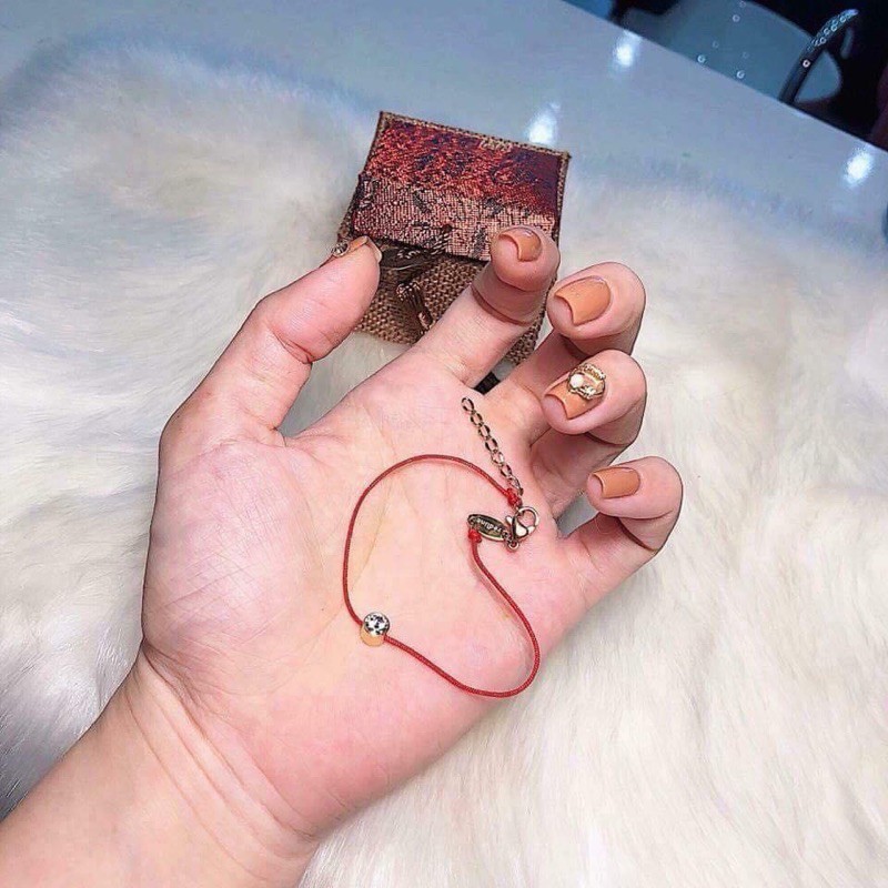 VÒNG TAY CHỈ ĐỎ KIM VÀNG KÈM HỘP NHUNG THÁI LAN