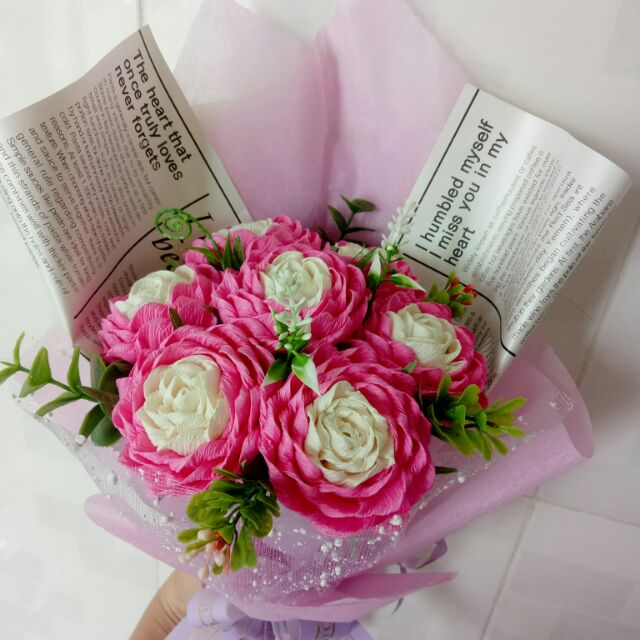 Hoa hồng giấy nhún 2 màu bó 7 hoa