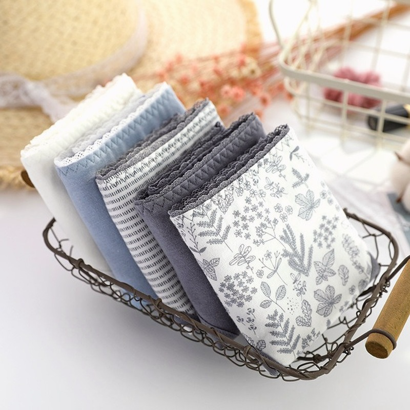 Quần lót Levao lưng vừa chất liệu cotton in họa tiết dễ thương cho nữ