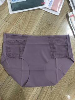 Quần chip uni auth không đường may