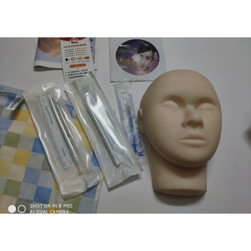 Đầu manocanh học tiêm filler , Đầu canh silicon