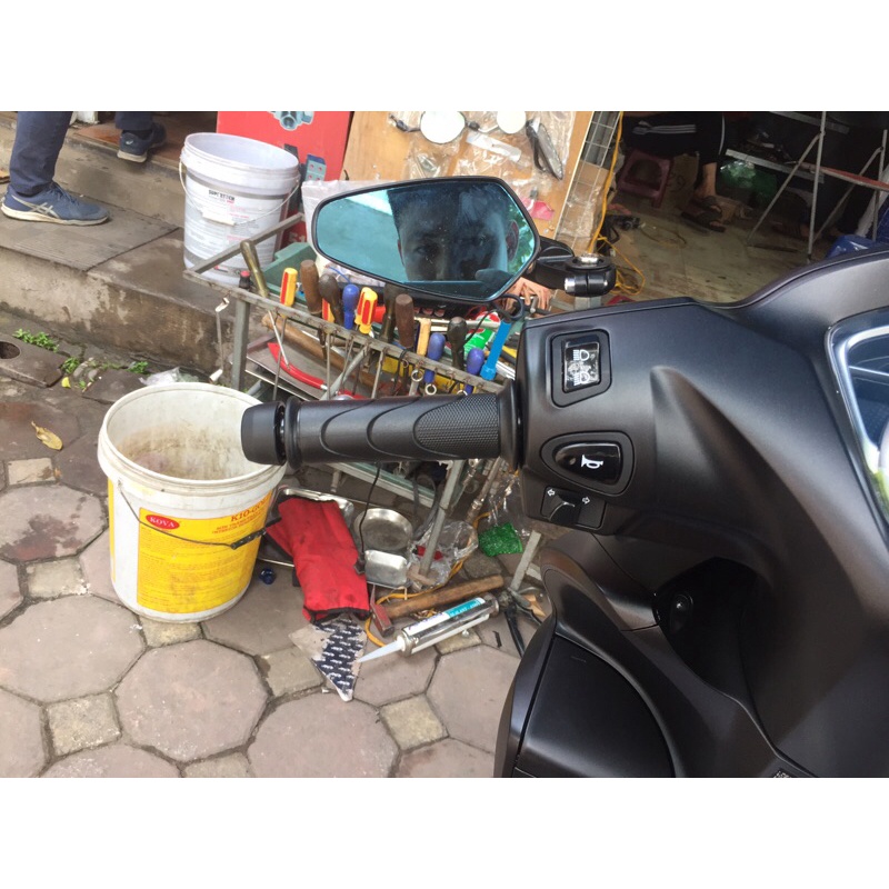 Gương gù crg mặt kính xanh lắp chân gương