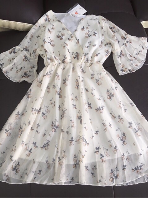 (ẢNH THẬT) Đầm dự tiệc VÁY HOA NHÍ tay lỡ cổ V siêu chất | BigBuy360 - bigbuy360.vn