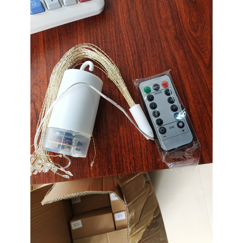 ĐÈN LED PHÁO HOA Dùng 4 Pin AA