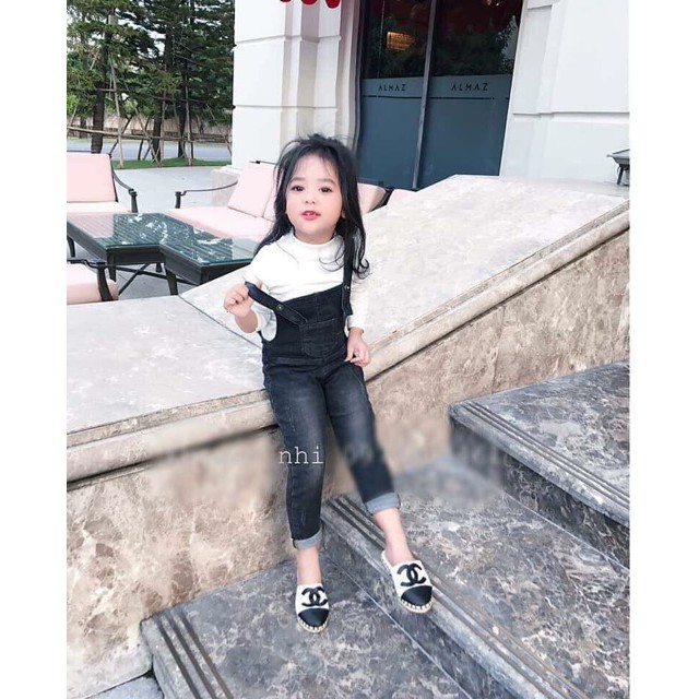 Quần yếm jean cao cấp cho bé gái từ 13-21kg