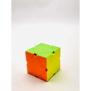 Hộp đồ chơi bằng nhựa: Rubik biến thể Skewb viền đen-EQY513