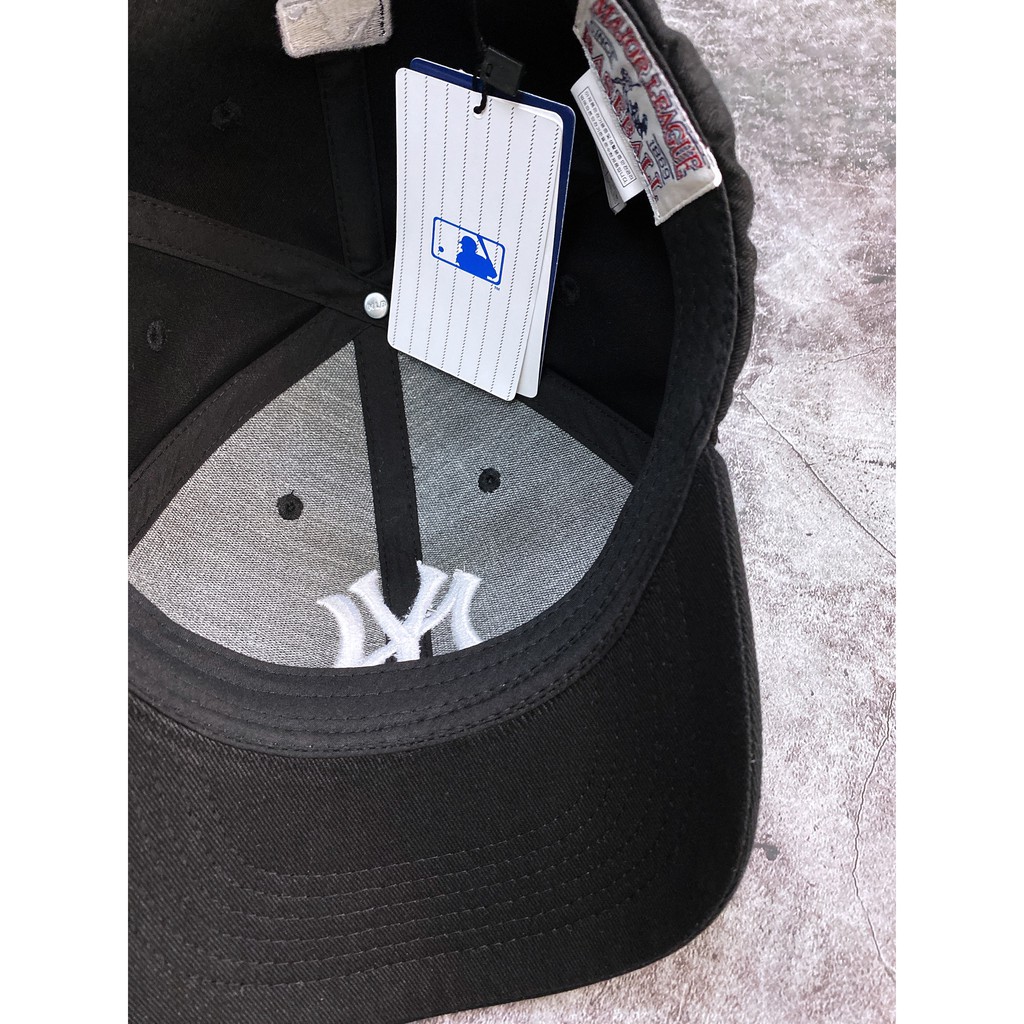 (HÀNG XUẤT XỊN) Mũ / Nón đen N15 M//L//B N//Y YANKEES BASEBALL CAP BLACK/WHITE Made in viet//nam full tag Free size