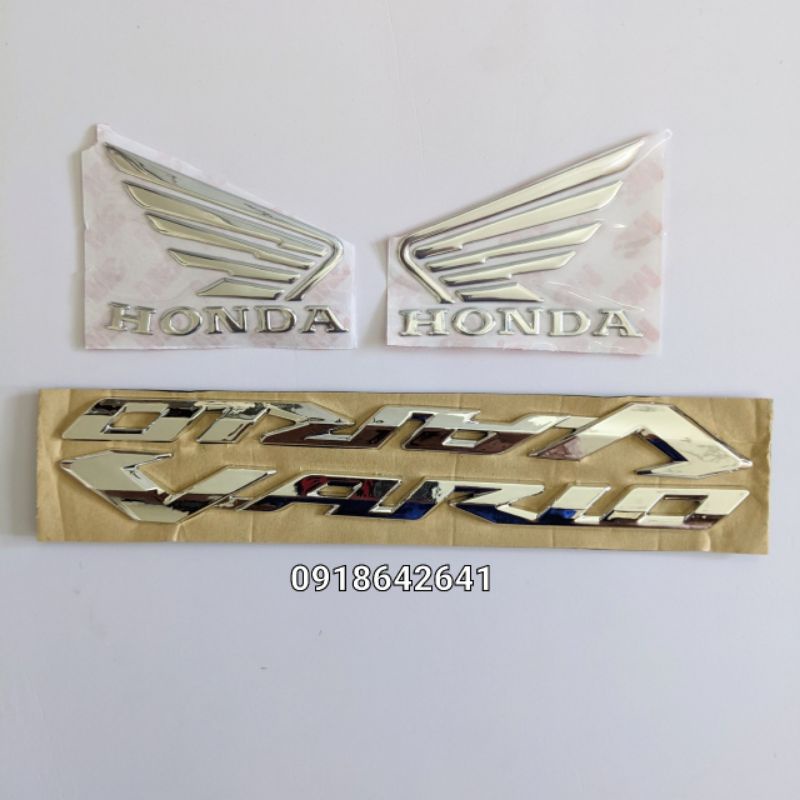 Combo tem chữ Vario đời đầu đi kèm cánh chim Honda nhựa dẻo