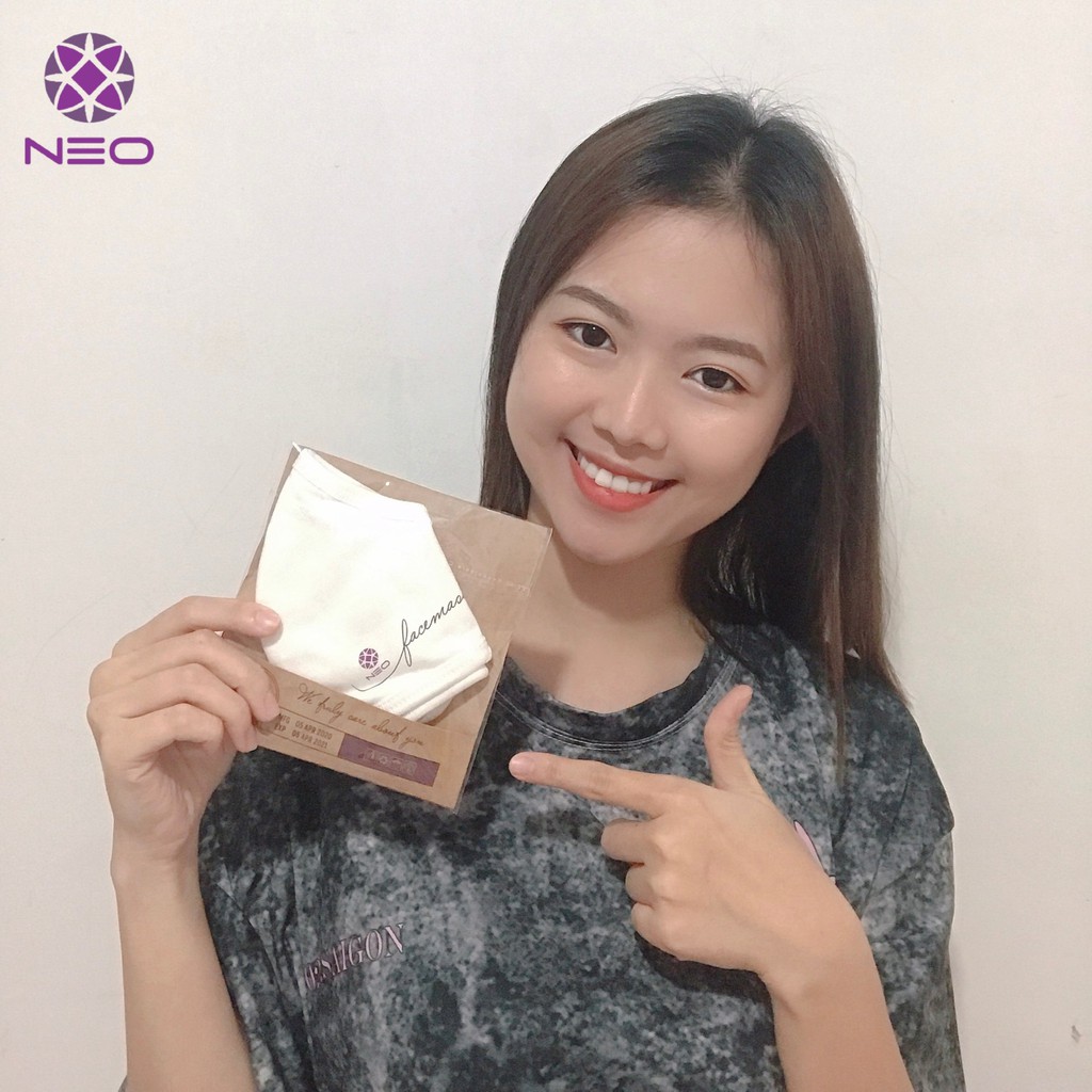 Khẩu Trang Vải Kháng Khuẩn Cản Bụi Chống Uv Chắn Bọt Giọt Bắn Màu Đen Trắng Xám | BigBuy360 - bigbuy360.vn