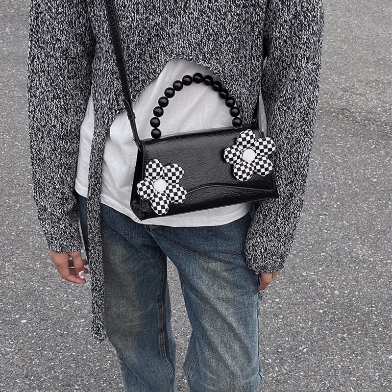 IELGY Túi Ielgy đeo vai/ cầm tay đính hoa họa tiết chìm dễ phối đồ cho nữ