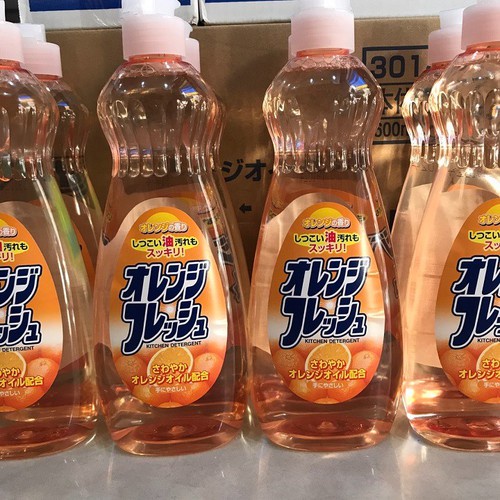 Chai nước rửa bát chén hương cam 600ml Rocket soap nội địa Nhật Bản