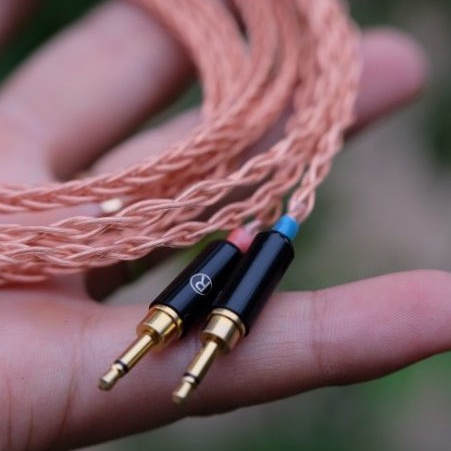 Cáp nâng cấp cho headphone dây đồng 7n occ litz 25awg đan 8x dài 1,5 mét.