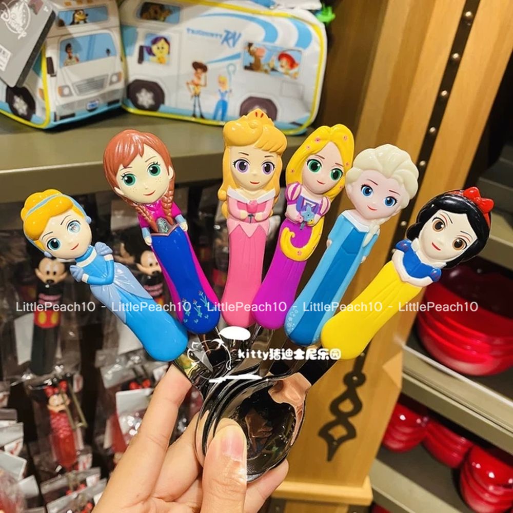 Muỗng ăn inox trẻ em  hình Frozen Elsa Mickey Minnie và Princess Car Disney nổi 3D cho bé trai gái
