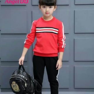 Bộ thể thao bé gái