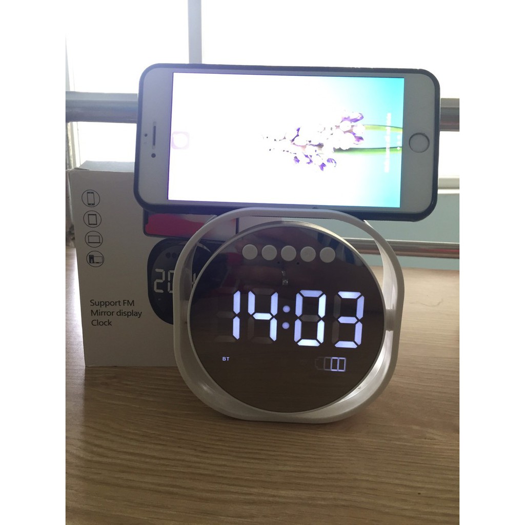 Loa nghe nhạc bluetooth kiêm giá đỡ điện thoại