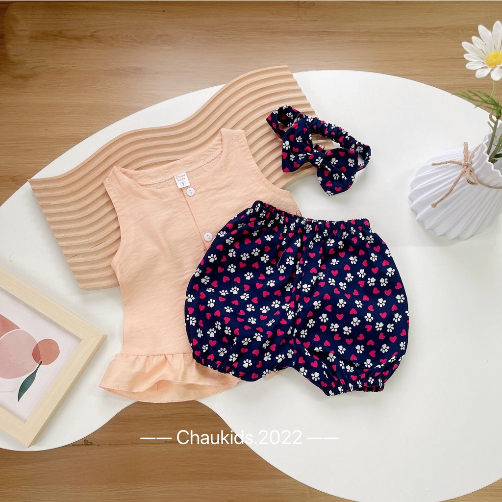 Bộ bé gái sát nách cài cúc  hoa nhí kèm  tu ban chất đũi mềm BH02