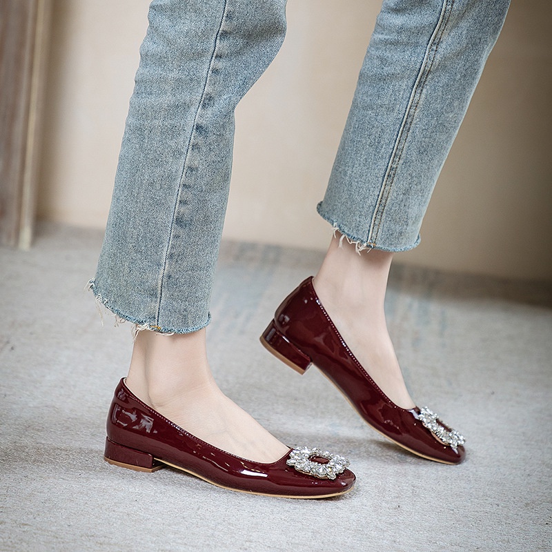 Giày Cao Gót Mũi Vuông Chất Liệu Da Bóng Phong Cách Retro Cho Nữ Size 32 33 34