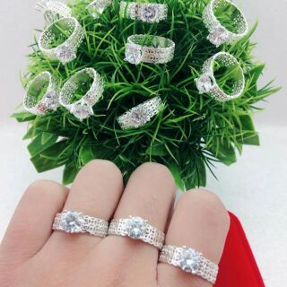 Nhẫn kim tiền đá đơn giản mà cực đẹp