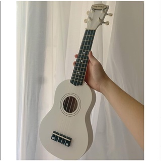 Đàn Ukulele soprano trắng (Ảnh thật, có sẵn/tặng kèm phụ kiện, stickers random)