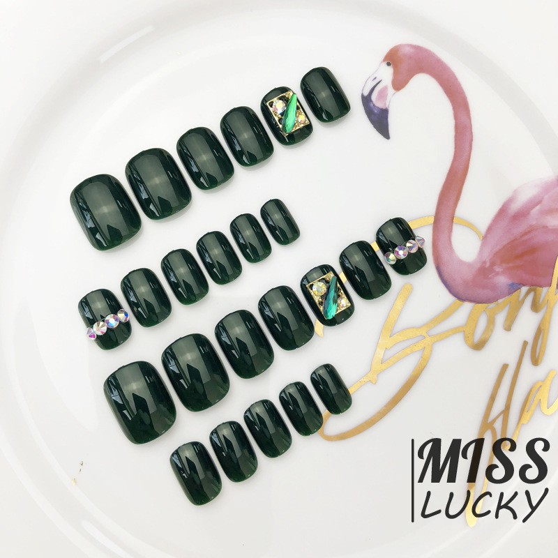 Set 24 Móng Tay Giả Đính Đá 3d Xinh Xắn