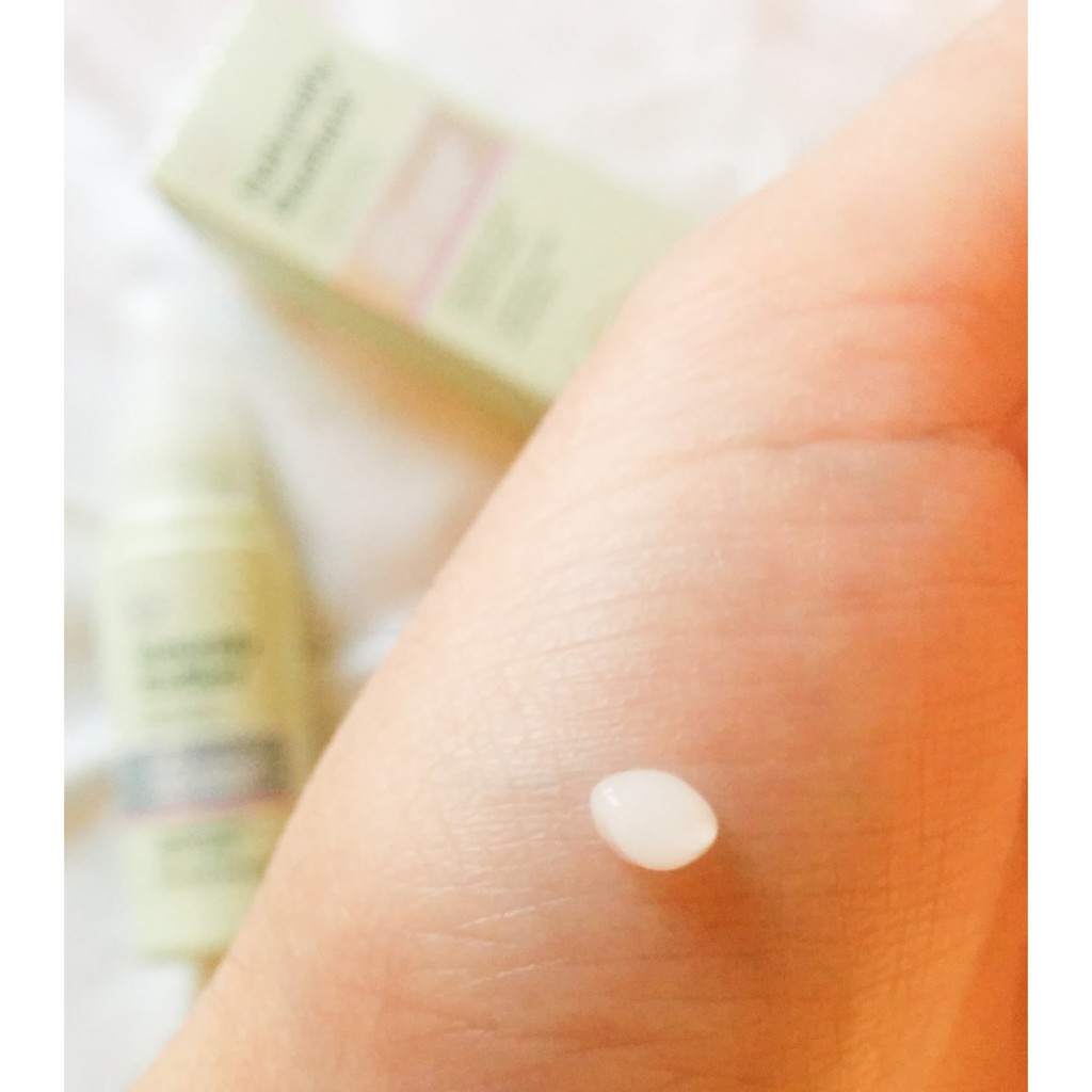 Gel dưỡng ẩm sáng da Naturally Radiant 2 in 1 Moisturiser &amp; Serum