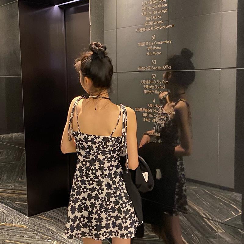 Đầm Hai Dây Họa Tiết Hoa Thời Trang Mùa Hè Quyến Rũ Cho Nữ | BigBuy360 - bigbuy360.vn