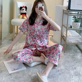 Đồ Bộ Pijama Nữ Lụa Quần Dài + Tay Ngắn Full Dâu Tây + GG Đối Xứng