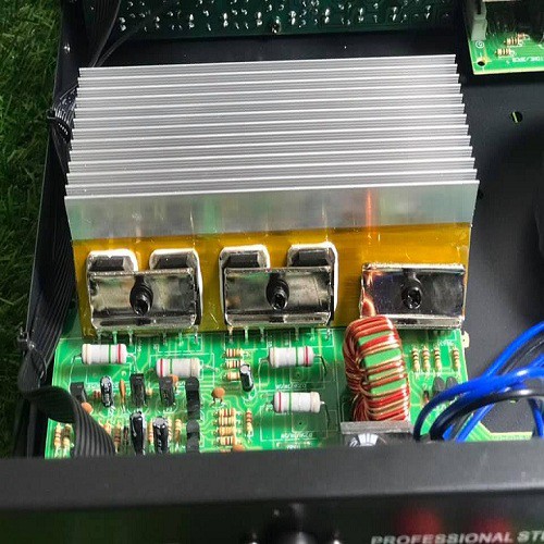 Amply karaoke bluetooth chạy điện 12v và 220v Sunbuck 326BT