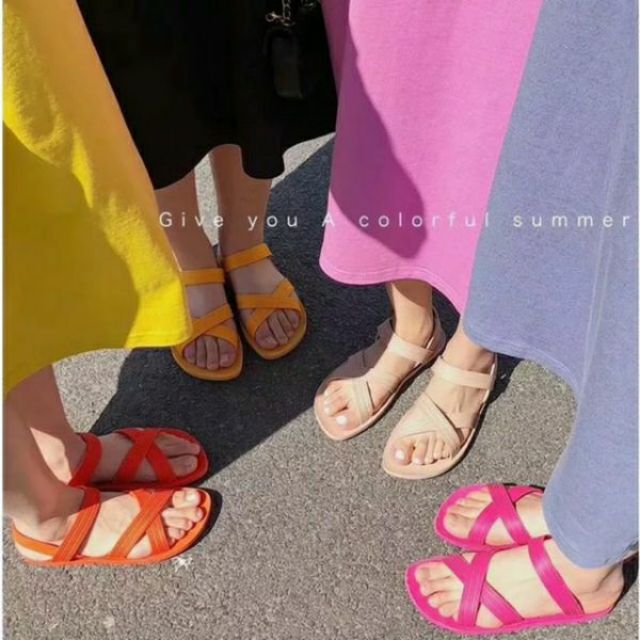 Sandal đi biển đúc cao su siêu êm