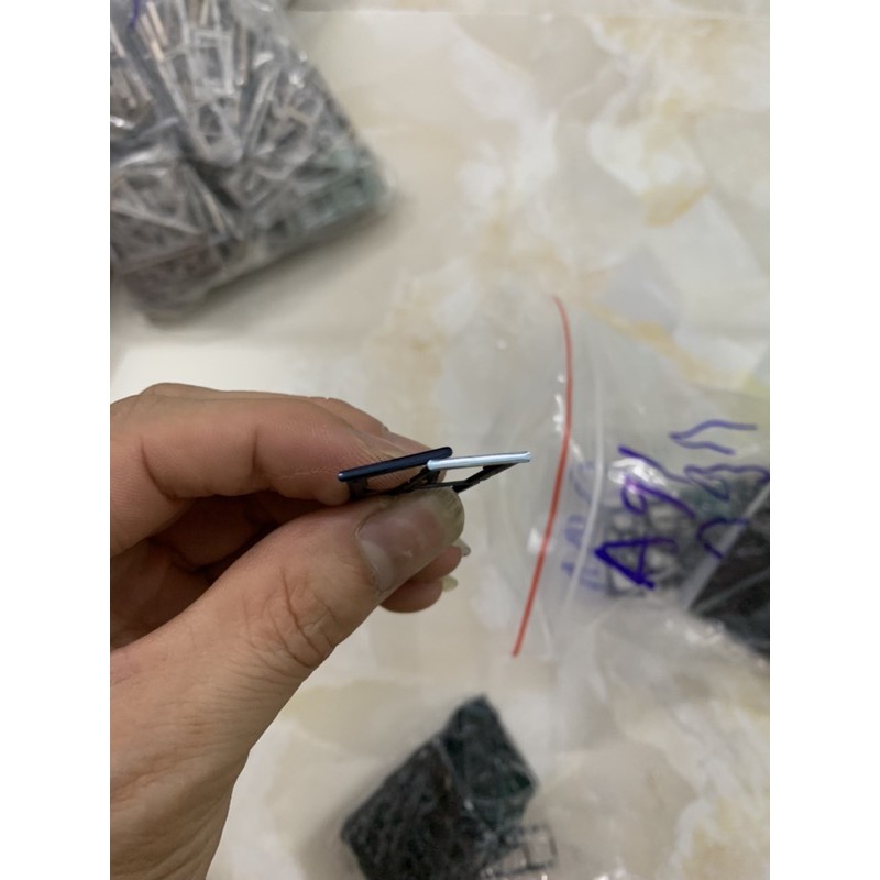 Khay sim điện thoại oppo a91